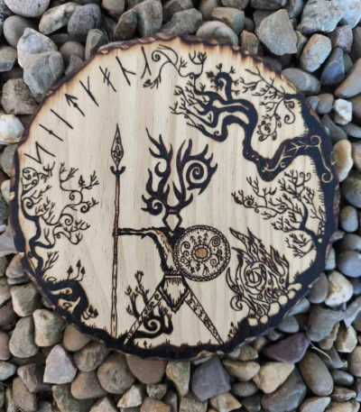 Pirografía Runa Vikinga
